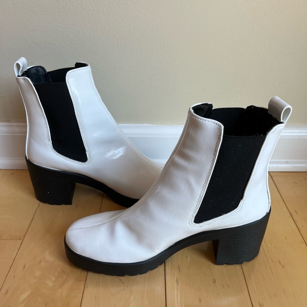 Bronte White and Black Boots BRAND NEW MADE IN ITALY🇮🇹